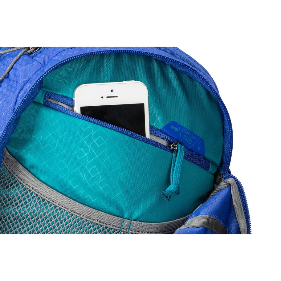 Avos 15 H2O in the color Outlet | Riviera Blue. image number 2